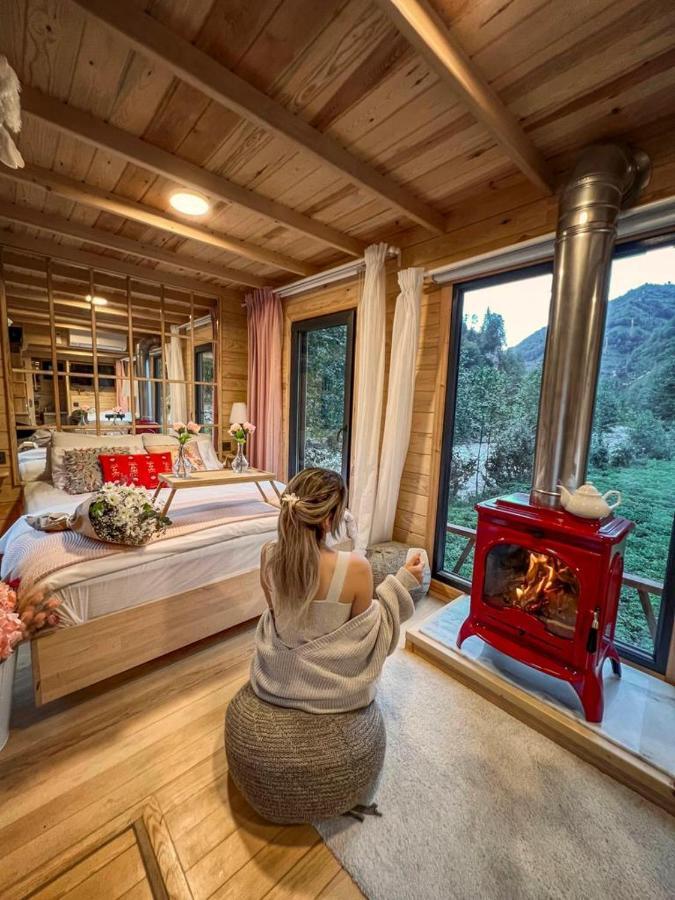 Vagona Tiny House Ξενοδοχείο Ριζούντα Εξωτερικό φωτογραφία